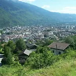 Διαμέρισμα Duplex Atypique Climatise, Parking, Lit Double, Netflix, 500m Centre Albertville